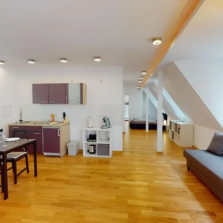 Apartment Helle In Leipzig! *
